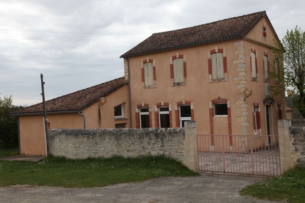 salle_pradines_2.jpg