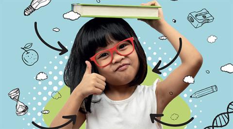 jeune fille avec livre